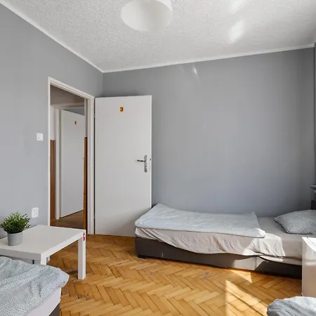 Homestay szállás A2 - 24h Self Check-in - Free Parking Poznań
